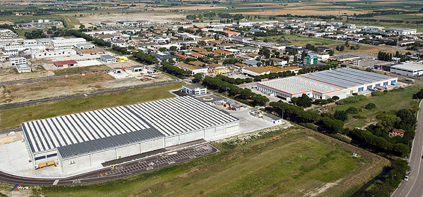 Il Consorzio di autotrasportatori Consar di Ravenna fornisce servizi di warehousing (magazzinaggio) e logistica industriale distributiva con specializzazione sul bianco e merce pallettizzata; servizi di groupage e containerizzazione